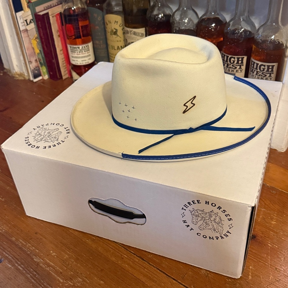 Cream Cowboy Hat with Blue Trim. Three Horses Hat Co, Nashville.